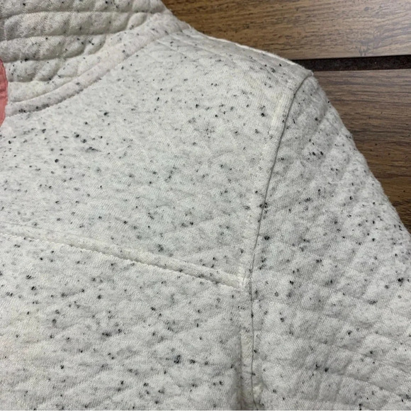 Maurice’s medium quilted pullover jacket rounded hem notched cuffs cream color - Picture 3 of 11